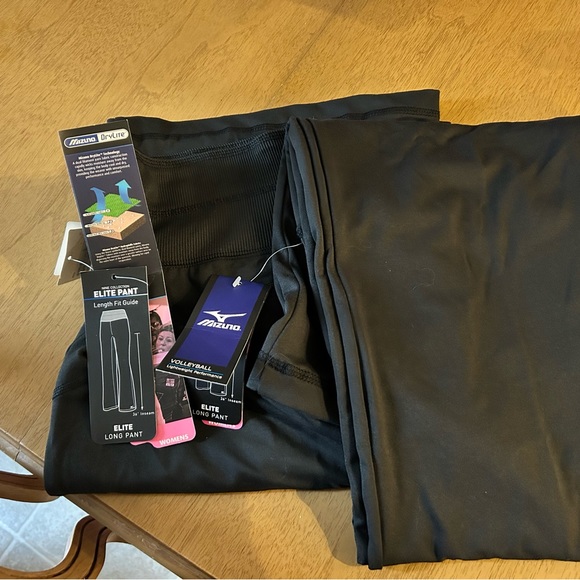 2 for 1 Mizuno Volleyball Elite Pant - Picture 2 of 6